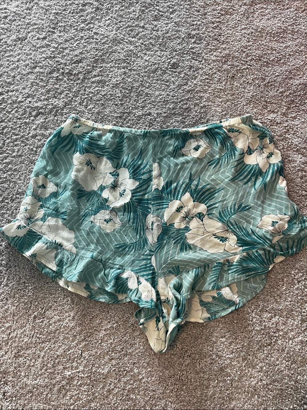 Amuse Society Teal Floral Ruffle-Trim Lounge Shorts